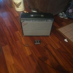Fender Champion 100 Guitar Amp