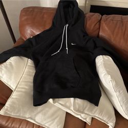 black nike pullover  hoodie 