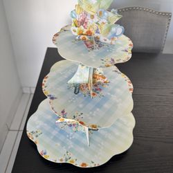 Alice In Wonderful Theme Cupcake Stand 