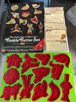 NOS Vintage 1978 Chilton 12 Days of Christmas Cookie Cutters – Complete Set