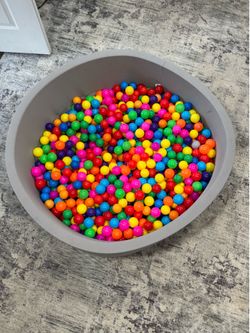 Ball pit