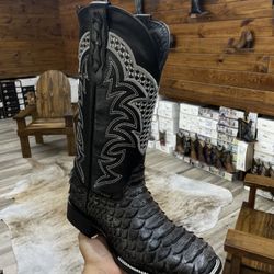 Mens western boots