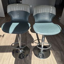 Sillas Altas Modernas Ajustables – Juego de 2 Modern Adjustable Bar Stools – Set of 2