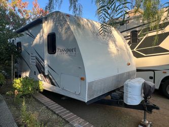 2014 Keystone Passport Ultra Lite Grand Touring