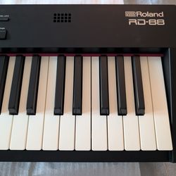 Roland - RD-88 | Stage Piano - PRICE IS FIRM, NO LOWBALLING