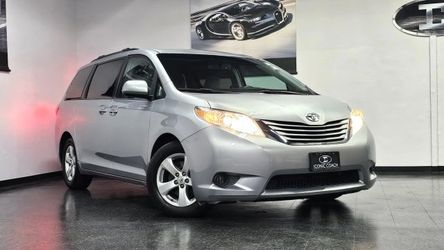 2016 Toyota Sienna