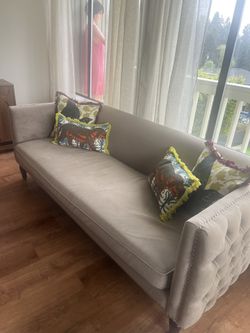 Sofa/ couch