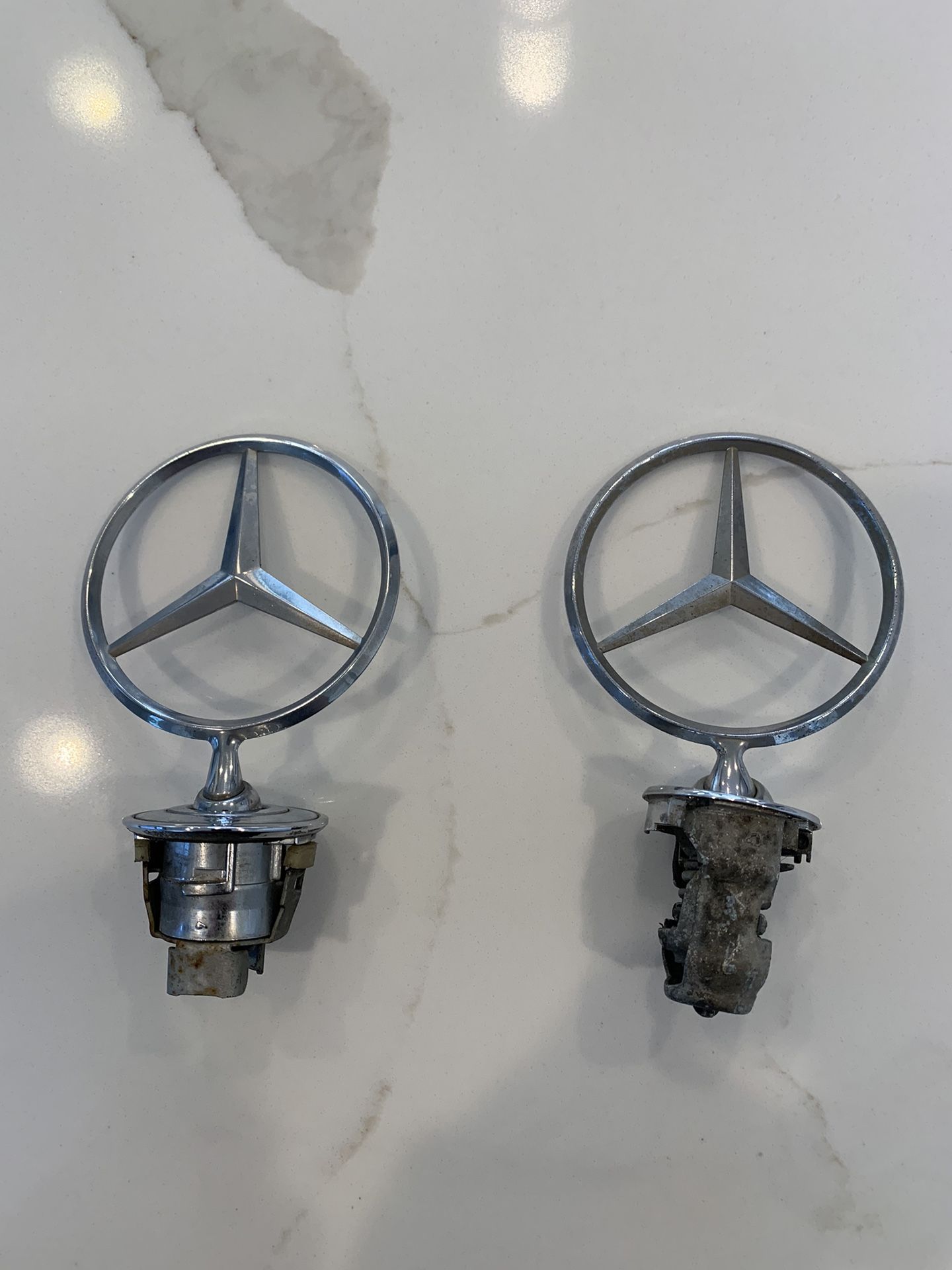 2 Mercedes Emblems
