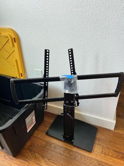 Universal swivel tv stand
