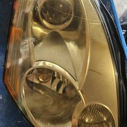 Headlight For 2003 To 2007 Infiniti 