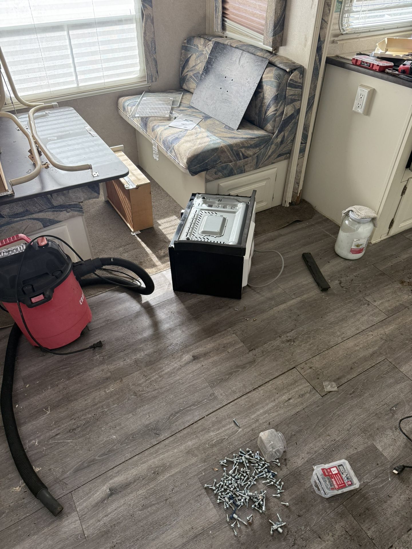 Rv. 305///////////916///////////1526