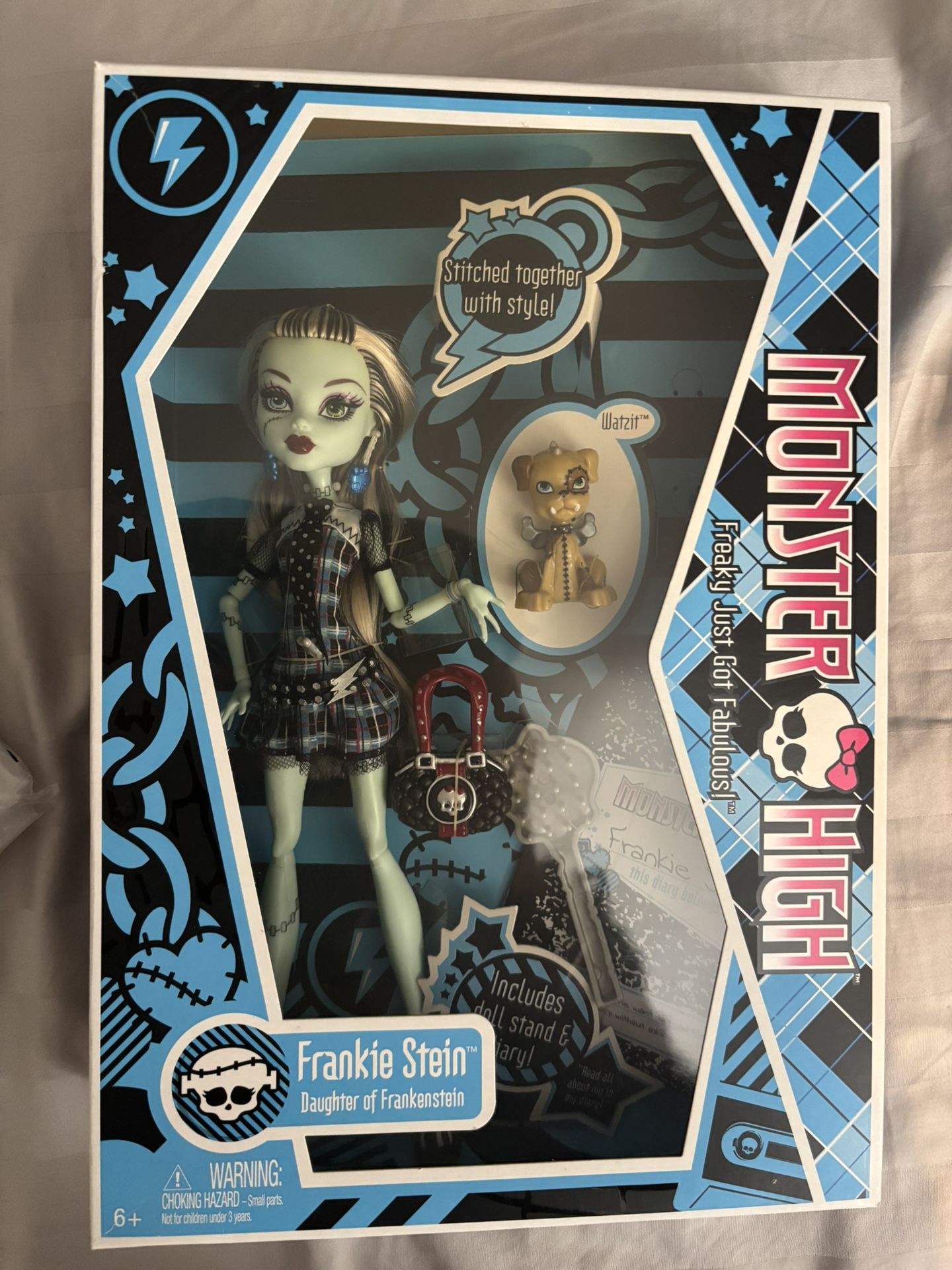 Frankie Stein Monster High Frankie Stein First Wave Doll 2009 Mattel #N5948 NEW