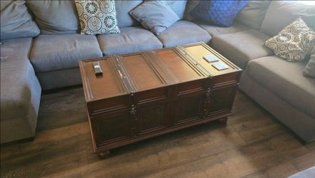 Solid Wood Coffee Table / Storage Trunk – Must Go!