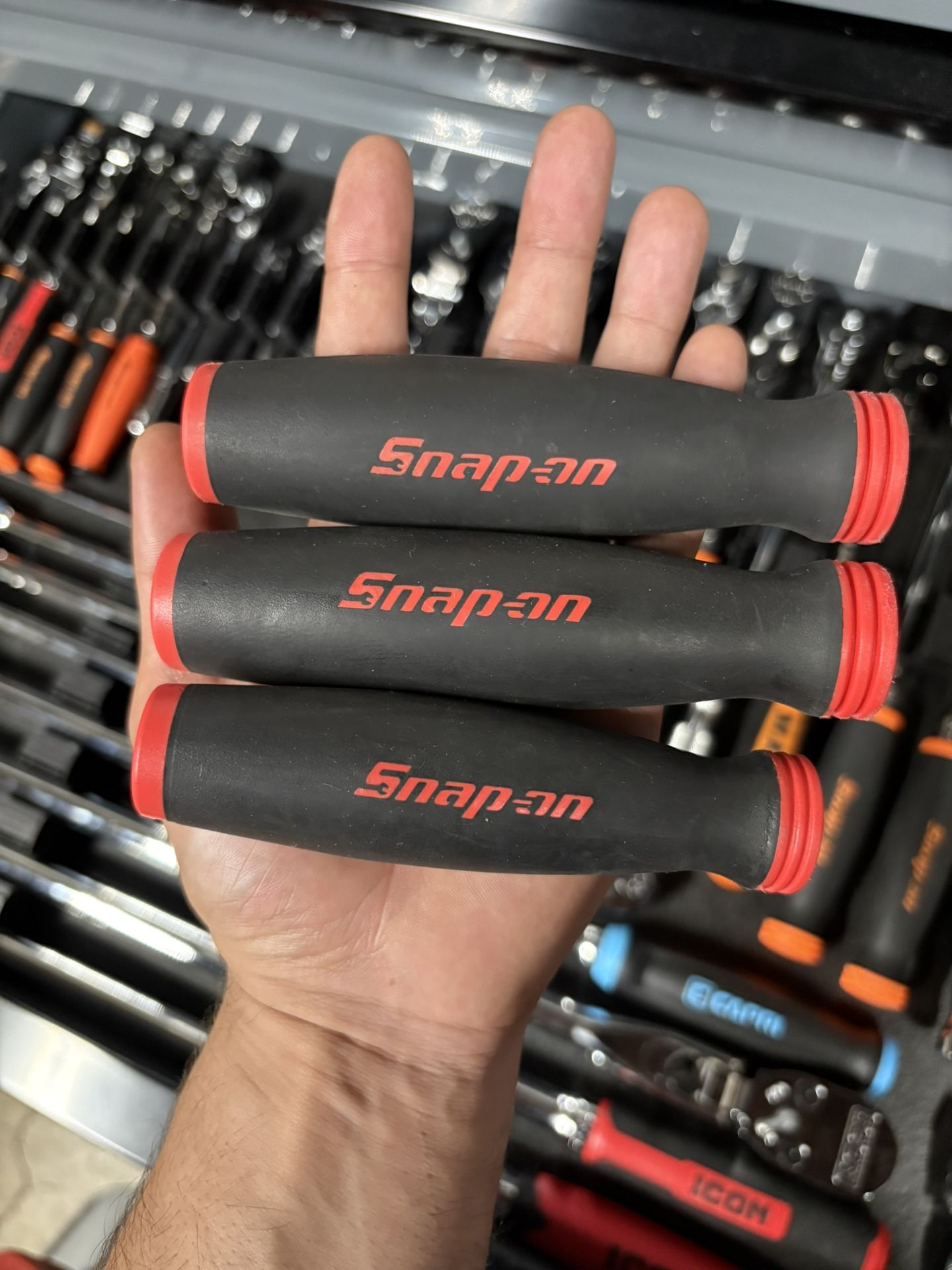 Snap on 1/2 & 3/8ths Ratchet Grips Red Hand Tools
