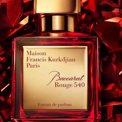 Baccarat Rouge 540 Extrait de parfum