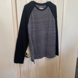 Long Sleeve Shirt Size L $3