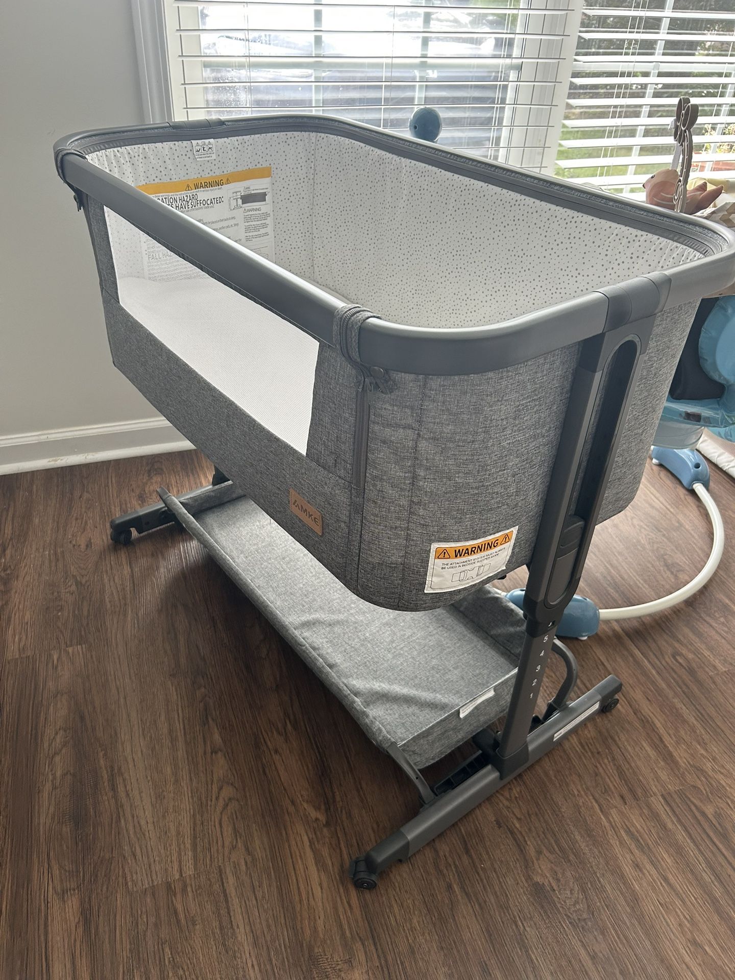 Bassinet With Free Baby Lounger