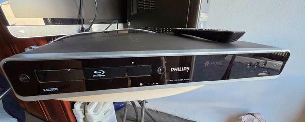 Philips Blu-ray Disc Player, model BDP5012