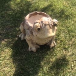 New Flower Pots Made Out Of Resin 