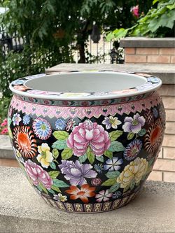 Chinese Porcelain Fish Bowl Planter Koi Goldfish 12.25” Dia. 10” H