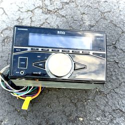 Boss 820BRGB Bluetooth Single-DIN Car Stereo, USB/AM/FM
