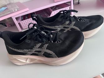 Asics Novablast 5