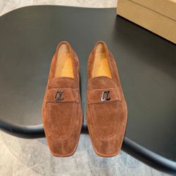 Christian Louboutin Men’s Leather Shoes With Box 2026 New 