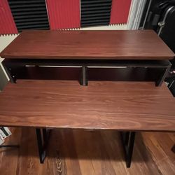 Studio Desk With Accessories 