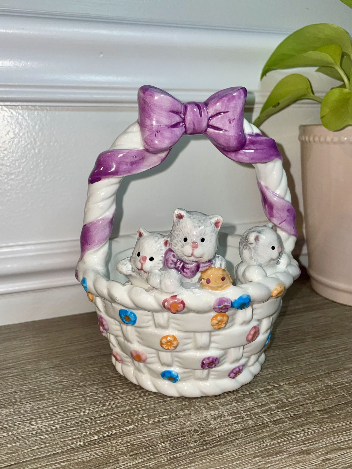 Vintage GAC Ceramic Colorful Easter Basket, 3 Kittens Playing Climbing Cats(17)