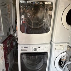 Maytag Stackable Washer And Gas Dryer 