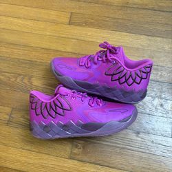 Lamelo ball sneakers brand new $60 No box