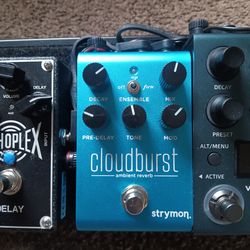 Strymon cloud burst reverb pedal