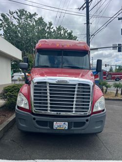 Frightliner Cascadia clean title