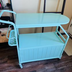 Rolling cart