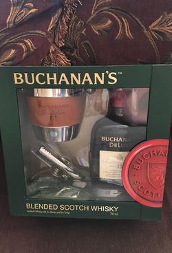 Buchanan's Deluxe Scotch Whiskey Gift Set + Ice Cube Tray 750ml – LP Wines  & Liquors