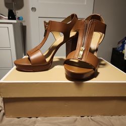 Michael Kors 9M High Heel Shoes