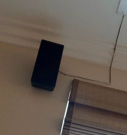 MartinLogan Motion 4 Compact Bookshelf Speaker with Wall-Mount (Piano Black, Each)