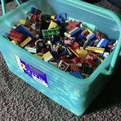 Box Full Of Legos 15 Pounds (check Out My Page For More)