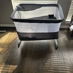 Baby Crib 