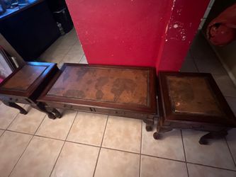 End tables/coffee table