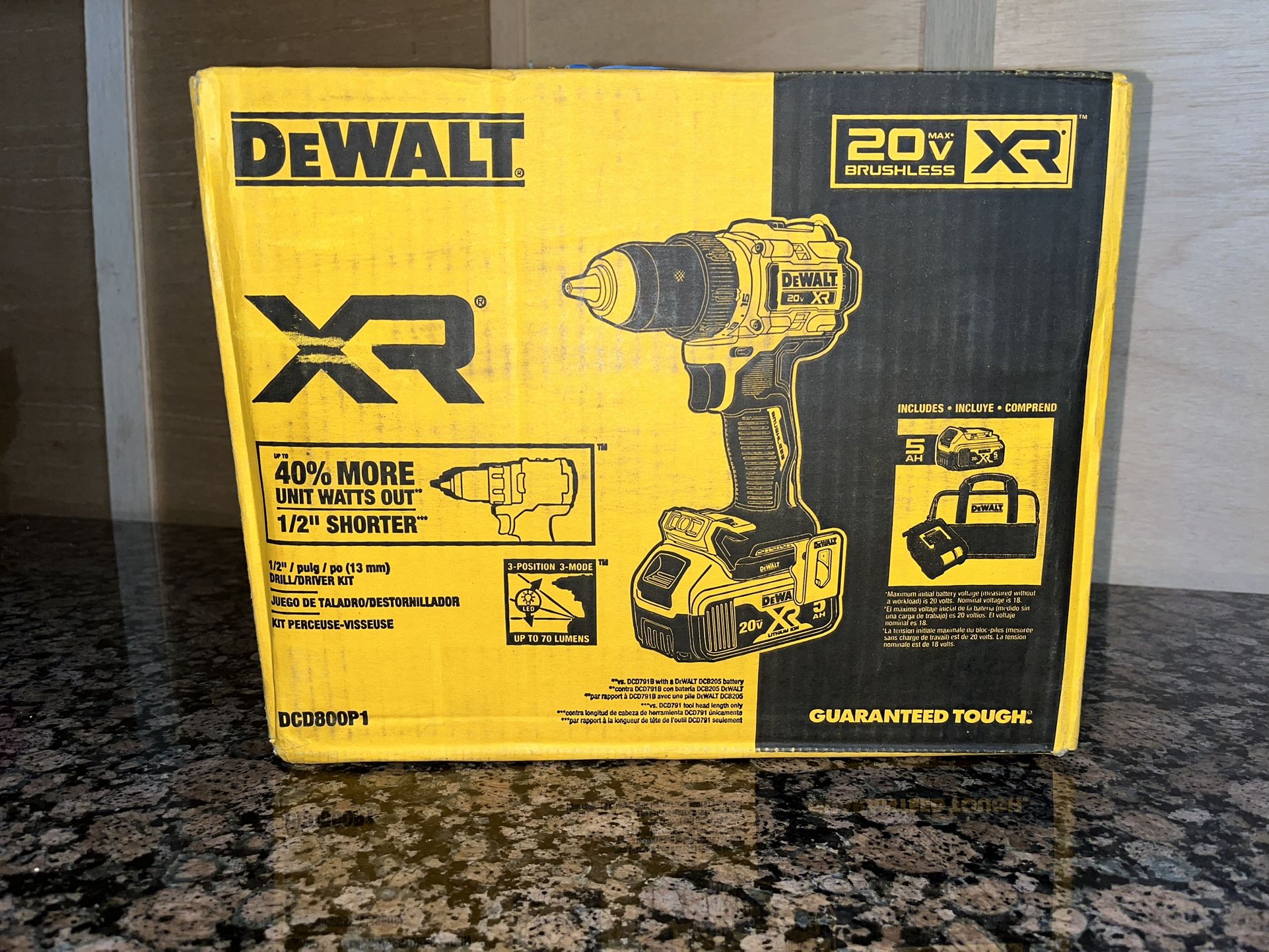POWERFUL DEWALT XR 1/2 Power drill/ Diver kit 