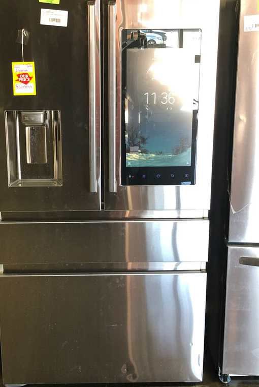 Brand New Samsung 22.2 cu. Ft. Family Hub 4-Door French Door Polygon Handle Smart Refrigerator in Stainless Steel, Counter Depth 6 SY