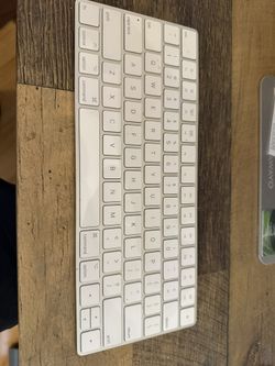 Apple Magic Keyboard