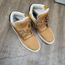 Timberland Shoes Size 8 Worn Once 
