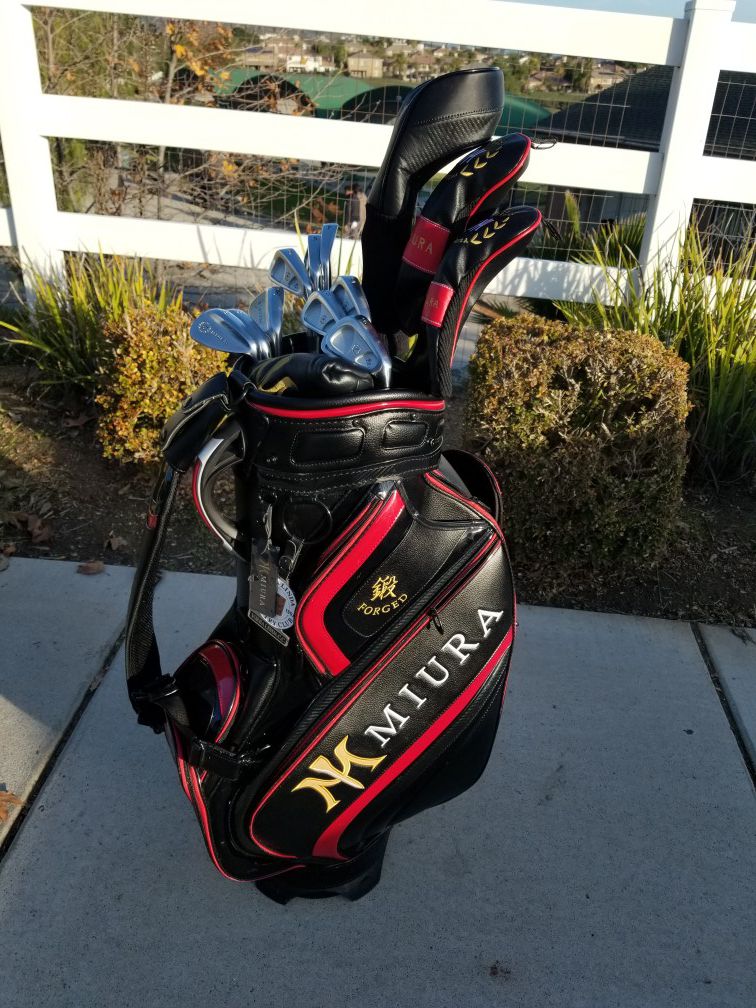Miura Golf - Golf Bags