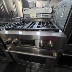30" JENN AIR GAS RANGE STAINLESS STEEL