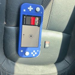 Nintendo Switch Lite (READ DESCRIPTION)