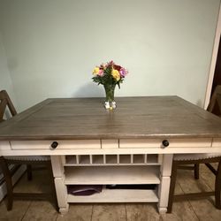Kitchen Table (lots Of Storage) And 4 Chairs