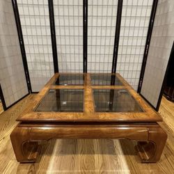 Beautiful Vintage Ming Asian Chinoiserie Coffee Table 