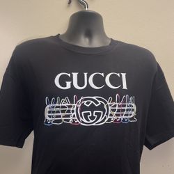 Gucci T-shirt Size Large 